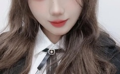 女生去掉所有服装小内